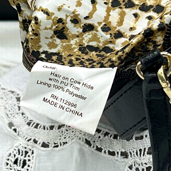 Aqua Madonna EUC Cheetah Fur Cowhide Leather Small Purse (P004) - Picture 5 of 5